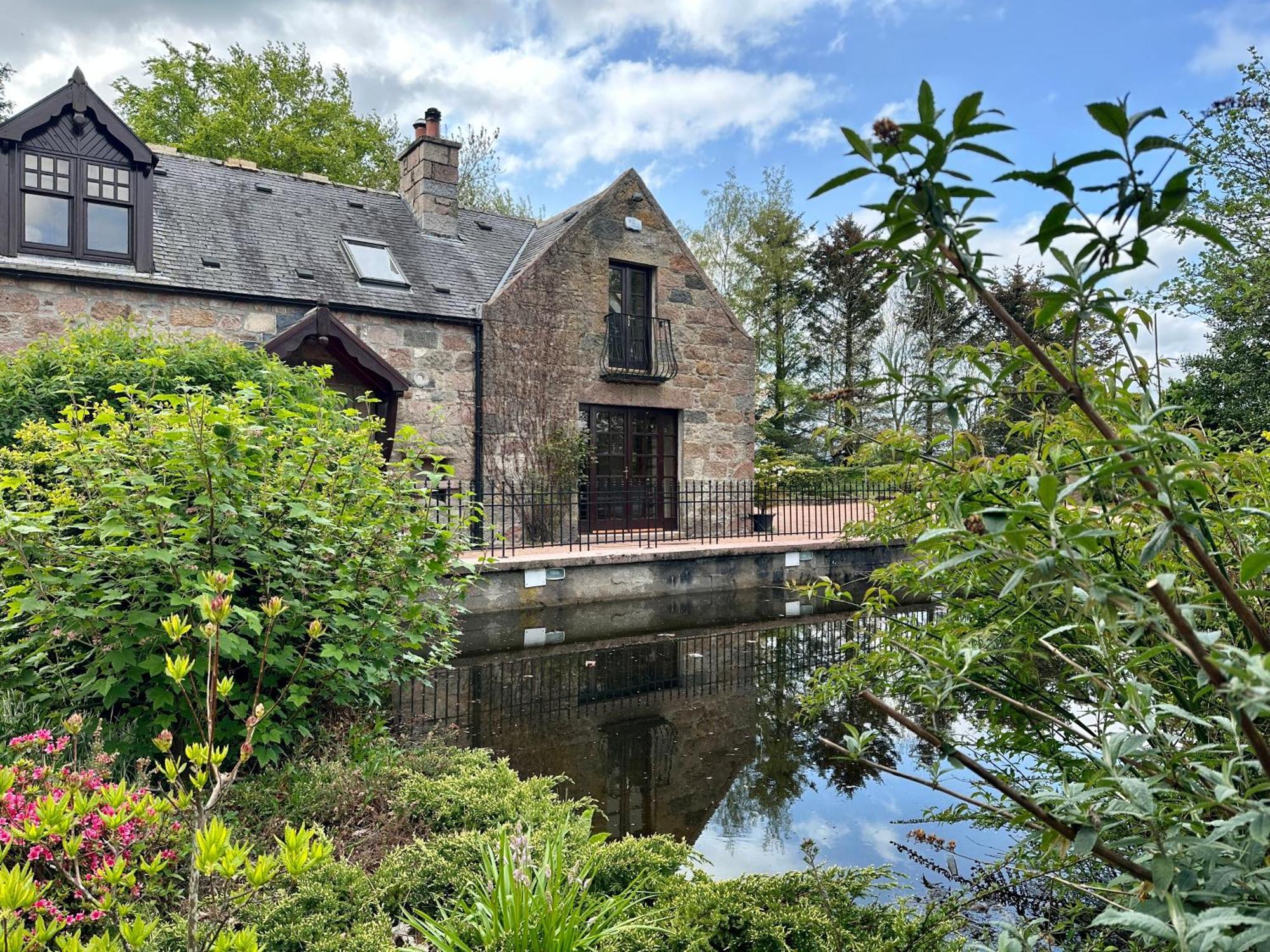 Bed and Breakfast Awakening Alchemy Retreat Centre Inverurie Exteriér fotografie